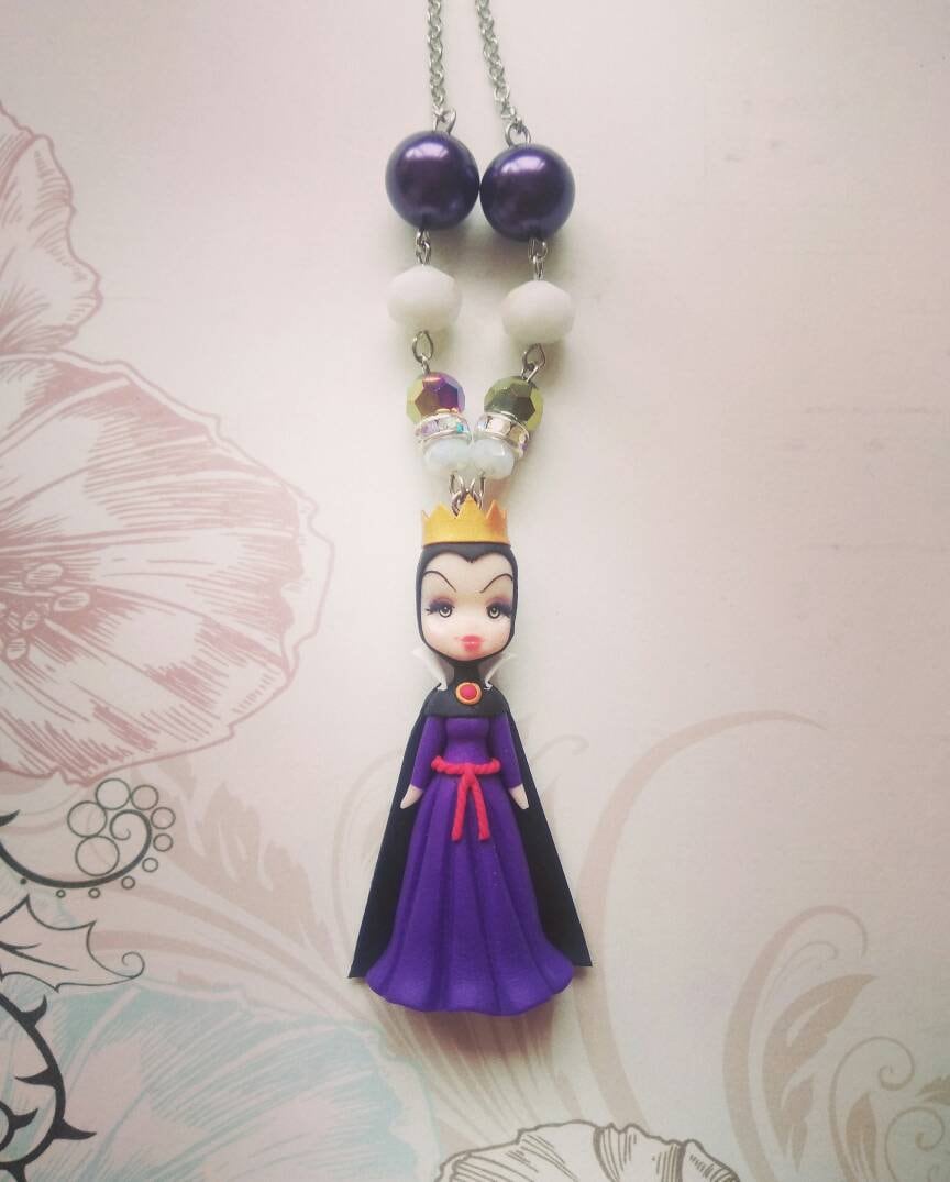 colar de bruxa branca de neve em fimo, argila de polímero
