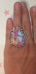 Anel com sereia rosa em fimo, argila polimérica
